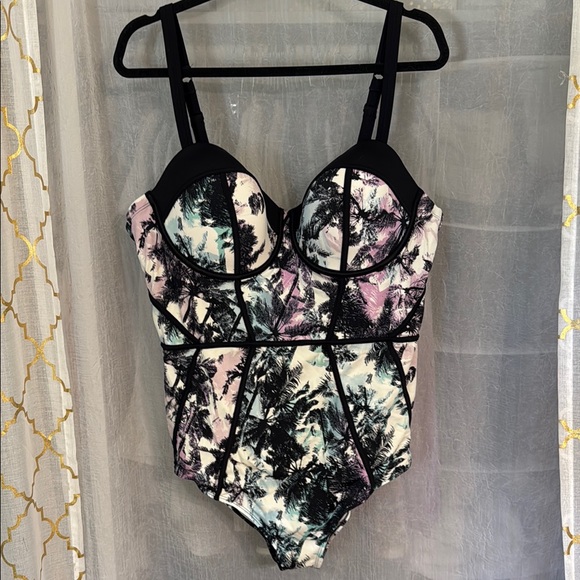 torrid Other - Multicolor Palm Tree Patterned Swimsuit